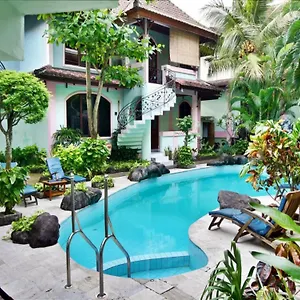 https://villa-puri-royan.hotelsseminyak.net